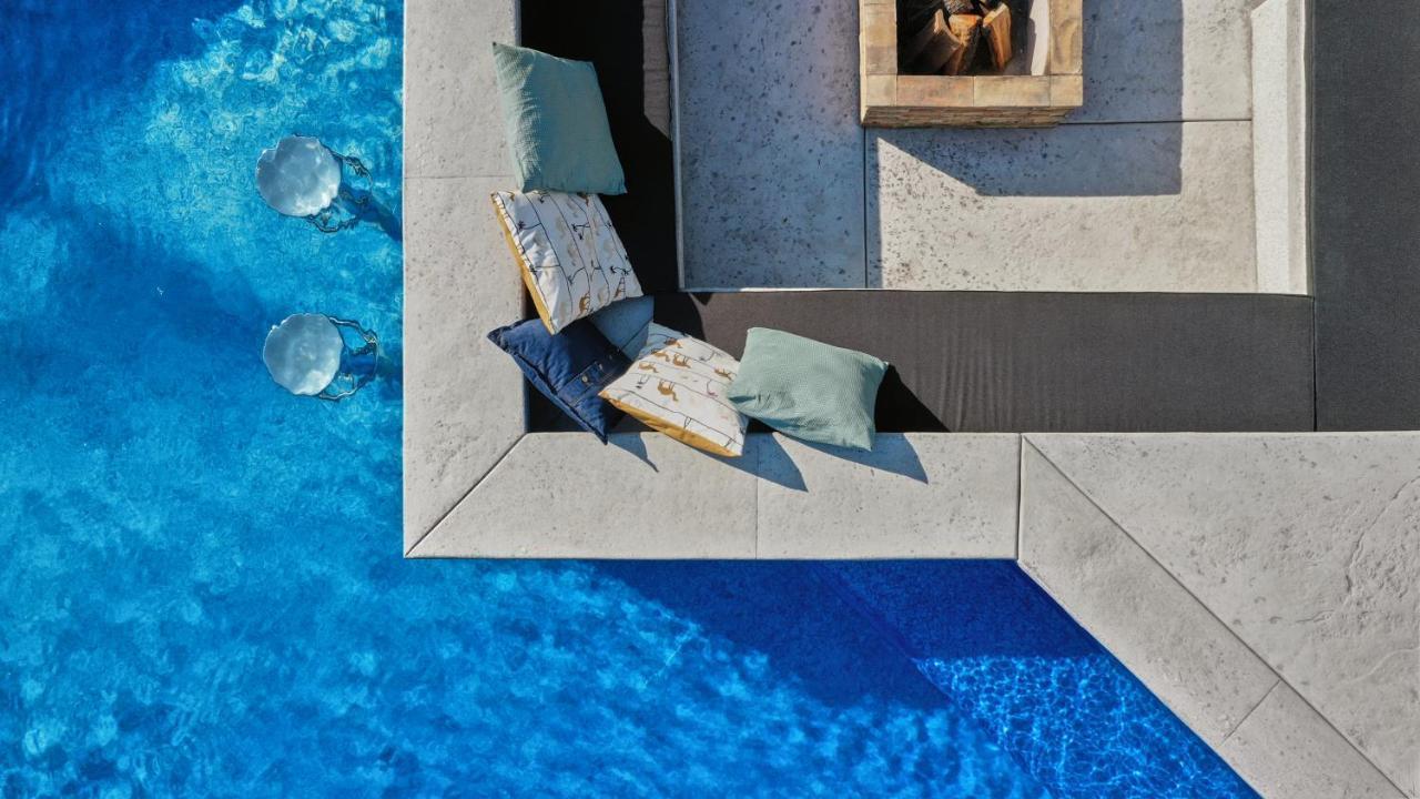 Riverside Pool Villa-Sremski Karlovci Extérieur photo