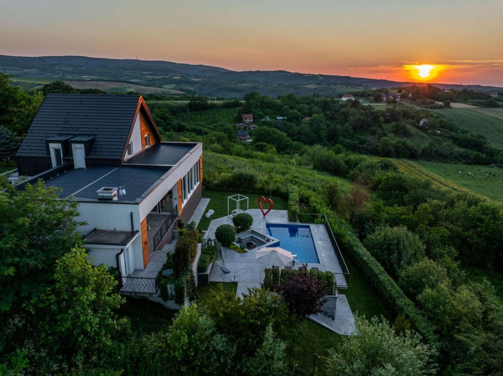 Riverside Pool Villa-Sremski Karlovci Extérieur photo